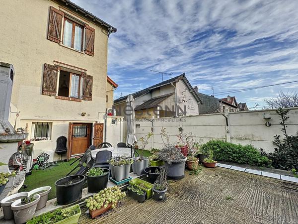 Maison Villeneuve Saint Georges 5 pièce(s) 3 chambres secteur des Ecrivains