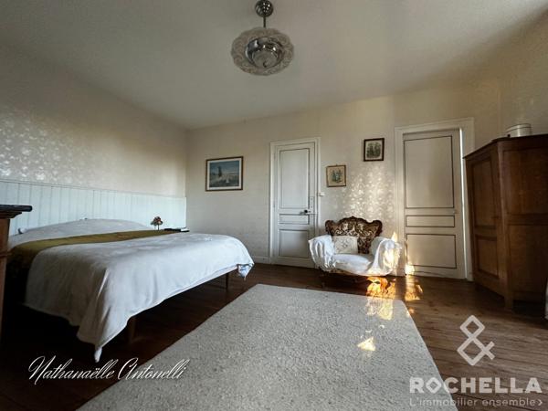 MAISON EN PIERRE ST JEAN D'ANGELY