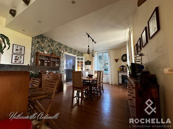 MAISON EN PIERRE ST JEAN D'ANGELY