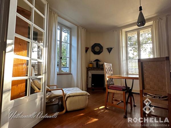 MAISON EN PIERRE ST JEAN D'ANGELY