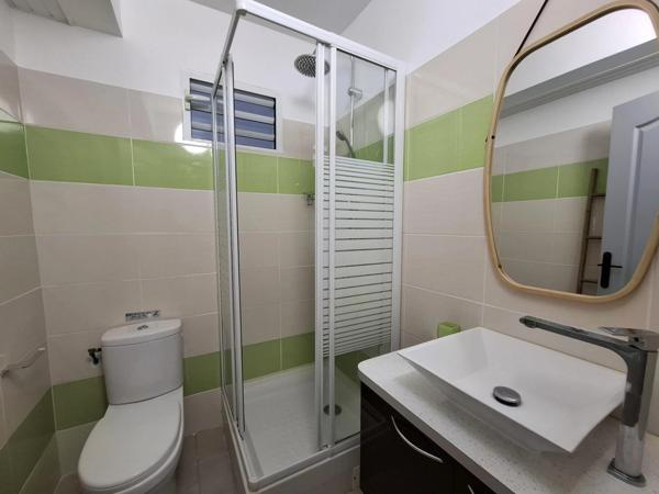 A louer - Proche Meynard - Appartement en Rez de jardin - 3 pièces avec terrasse et jardinet
