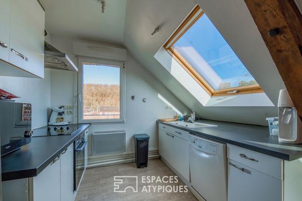 Ancien moulin à eau devenu ensemble immobilier avec jardin et dépendance