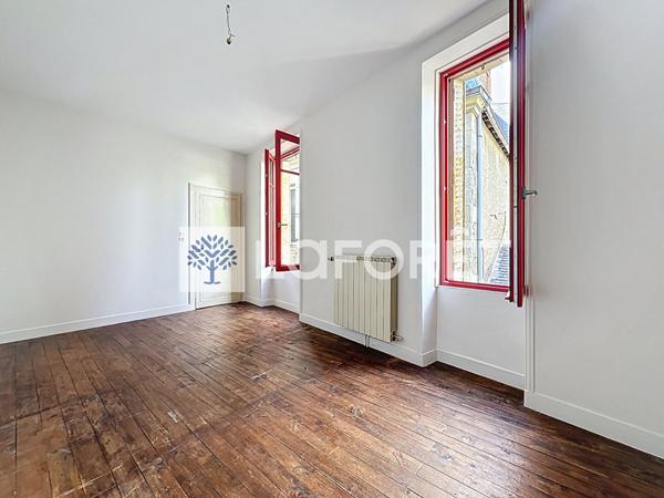 Location appartement Airvault - 3 pièce(s) - 80 m² - 500 €/mois