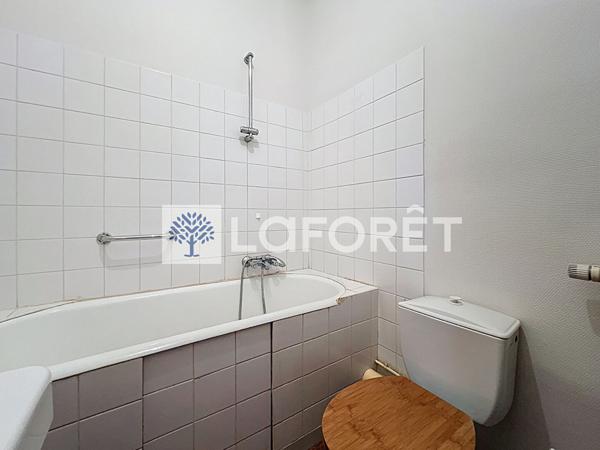 Location appartement Airvault - 3 pièce(s) - 80 m² - 500 €/mois