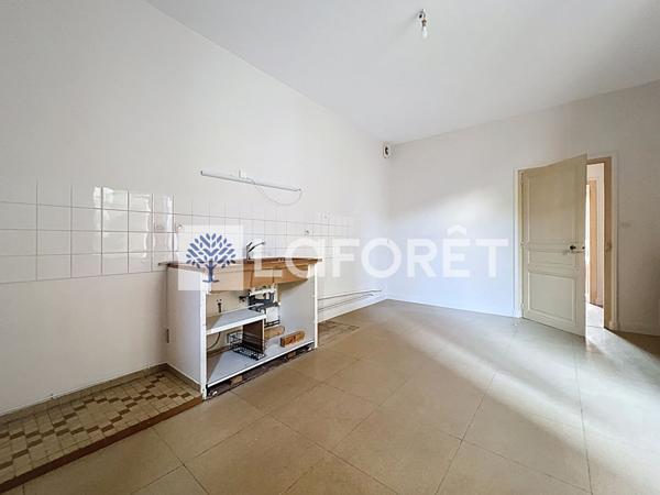 Location appartement Airvault - 3 pièce(s) - 80 m² - 500 €/mois