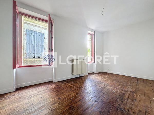 Location appartement Airvault - 3 pièce(s) - 80 m² - 500 €/mois