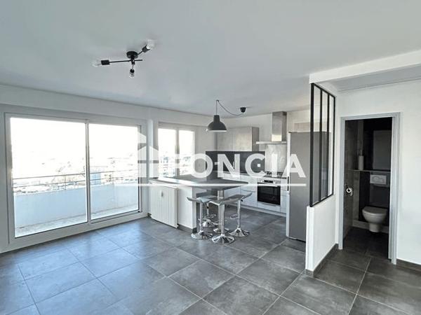 Location Appartement 3 pièces 65.3 m² - 12-14 RUE CRUVEILHER Limoges 87000