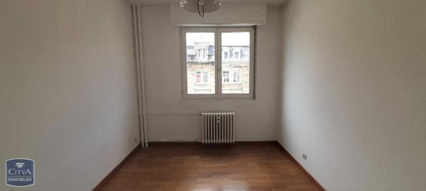 Appartement à louer 4 pièces 74.41m²