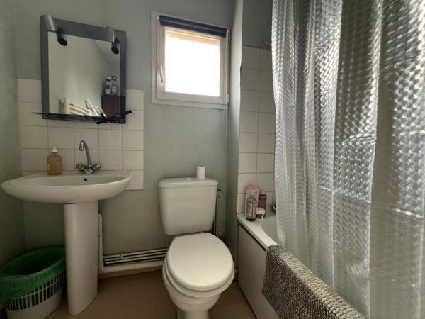 Vente                                                      Maison
                        
                                         85 m2                     à Poitiers