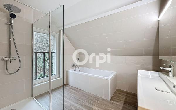 Maison à louer    7 pièces • 140 m2 Champagne-sur-Seine