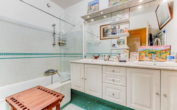 Appartement à vendre    2 pièces • 86,22 m2 Nice