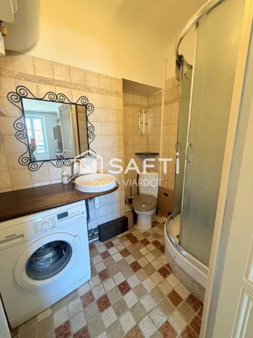 Charmant 2 pièces de 28 m² au cœur de Carqueiranne – Idéal investissement ou premier achat