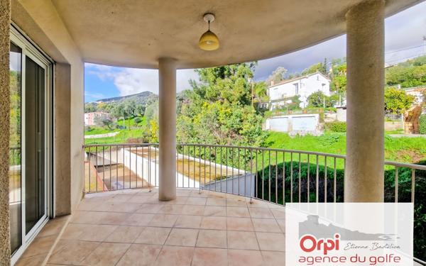 Appartement à vendre    2 pièces • 51,68 m2 Ajaccio