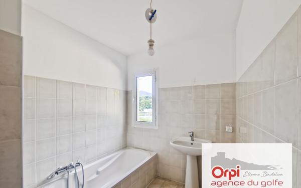Appartement à vendre    2 pièces • 51,68 m2 Ajaccio