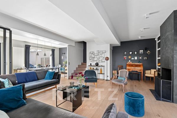 Maison contemporaine avec extérieurs intimistes