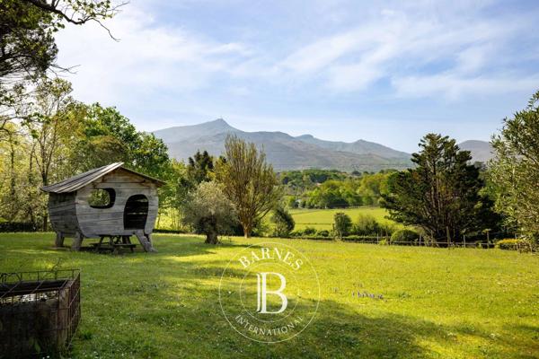 Ascain, Maison 3 Chambres -  310 m² à vendre