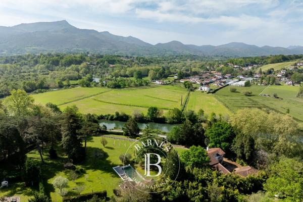 Ascain, Maison 3 Chambres -  310 m² à vendre