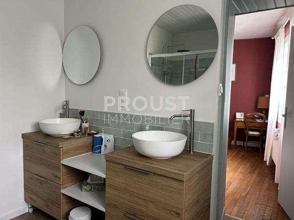 En exclusivité quartier Ribray maison en pierre de 150 m² environ garage et jardin