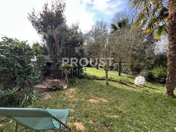 En exclusivité quartier Ribray maison en pierre de 150 m² environ garage et jardin