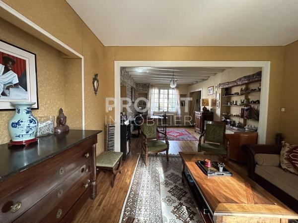 En exclusivité quartier Ribray maison en pierre de 150 m² environ garage et jardin