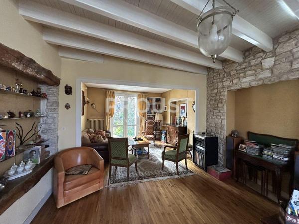 En exclusivité quartier Ribray maison en pierre de 150 m² environ garage et jardin