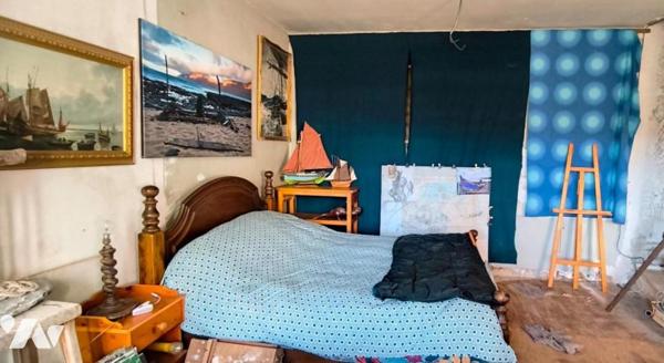 Maison avec dépendances à rénover