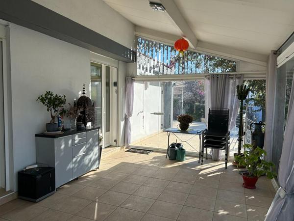 Maison  10 pièce(s) 210 m2 6 chambres