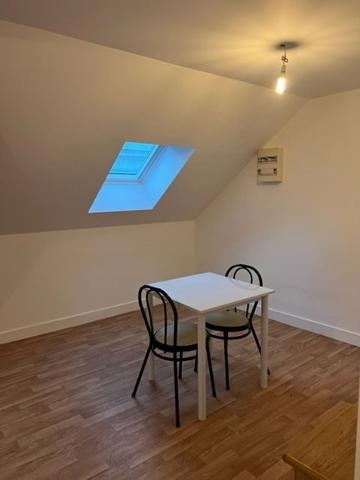 À vendre - Immeuble 363 m² situé à Chinon (37500)