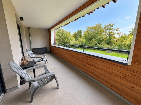 BEAU T2 AVEC TERRASSE DE 15m² ET PLACE DE PARKING PRIVATIVE