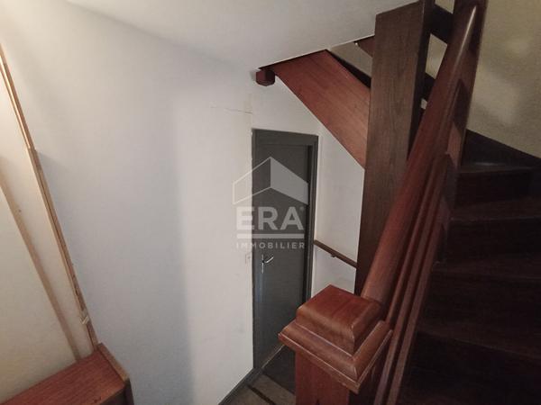 Investissement locatif , sur 615 m2.