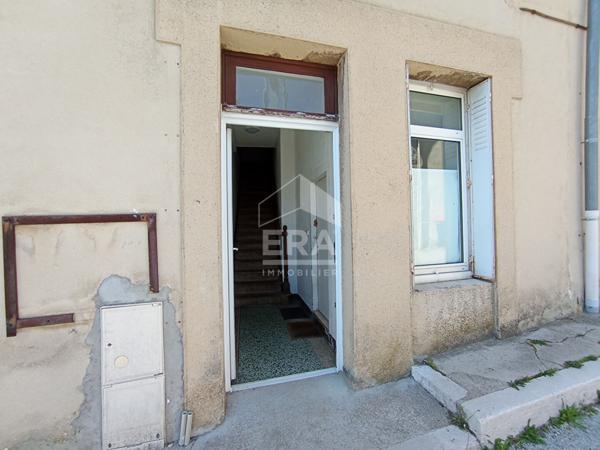 Investissement locatif , sur 615 m2.