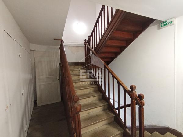 Investissement locatif , sur 615 m2.