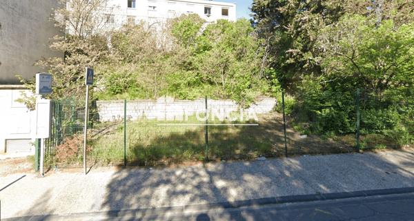 À vendre Terrain 400 m² - Carpentras 84200