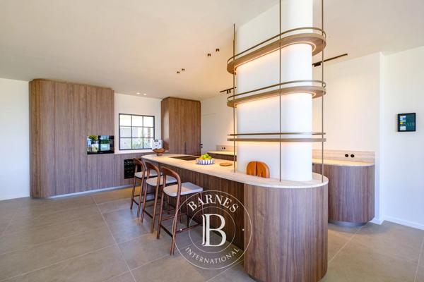 Sainte-Maxime, Villa 4 Chambres -  247 m² à vendre