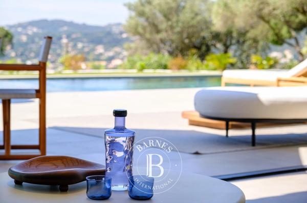 Sainte-Maxime, Villa 4 Chambres -  247 m² à vendre