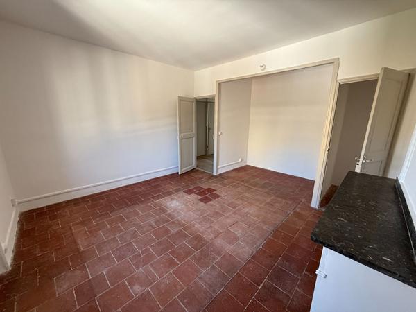 APPARTEMENT RENOVE 2 CHAMBRES CARCASSONNE