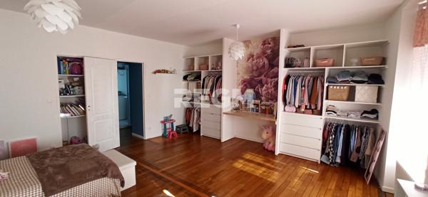 Saint-Florent-sur-Cher (18400) Très belle Maison de 230 M2