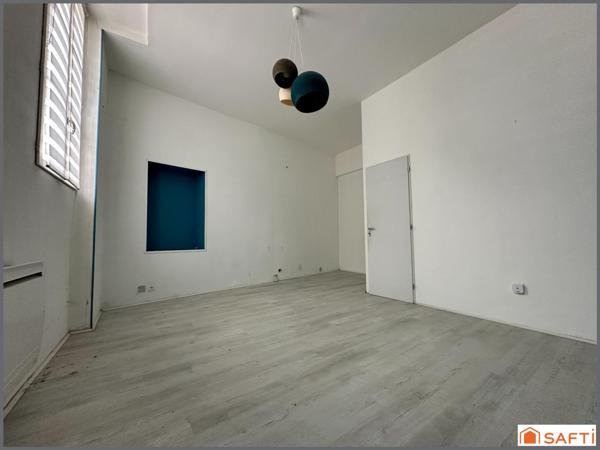 Local commercial, santé ou bureaux