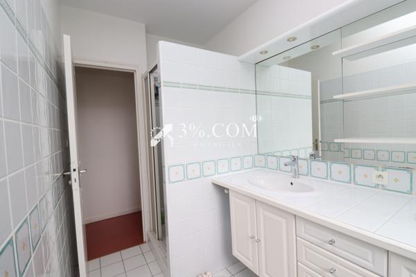 Maison 9 pièce(s) 5 chambre(s) 176 m²