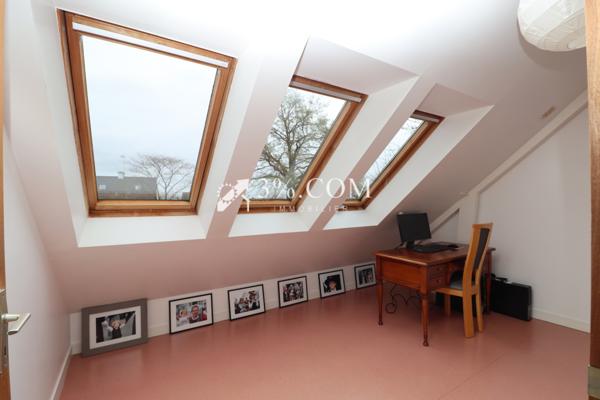 Maison 9 pièce(s) 5 chambre(s) 176 m²