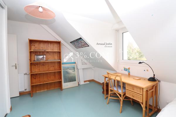 Maison 9 pièce(s) 5 chambre(s) 176 m²