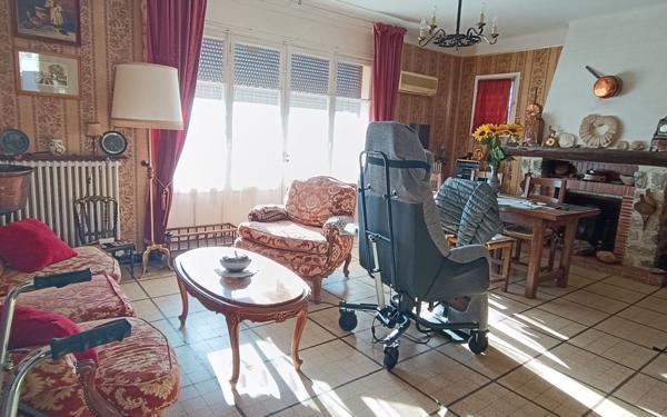 Maison à vendre    7 pièces •  Ollioules