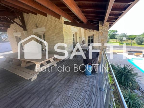 DOMAINE A VENDRE AU COEUR DU MARAIS POITEVIN