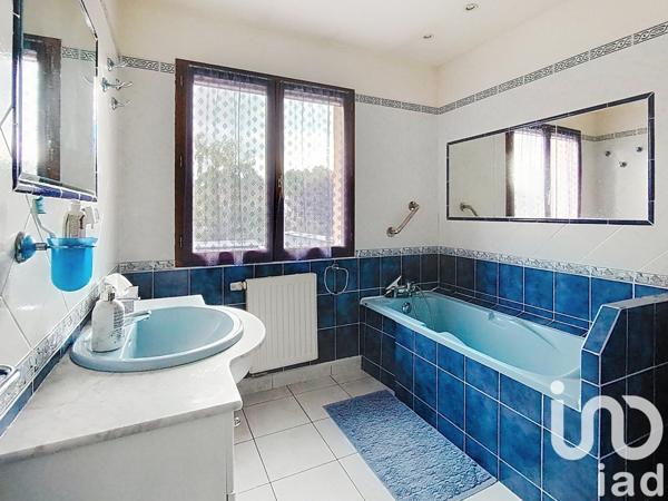 Maison à vendre 5 pièces 130 m² Les Clayes-sous-Bois