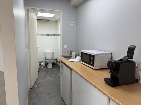 Grasse Sud 175m² de bureaux avec 4 parkings