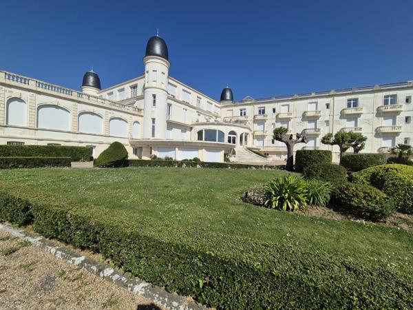 Appartement 3 pièce(s) 2 chambre(s) 136.39 m²