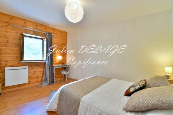 Appartement rénové à vendre 3 pièces SAINT CLEMENT SUR DURANCE (05)