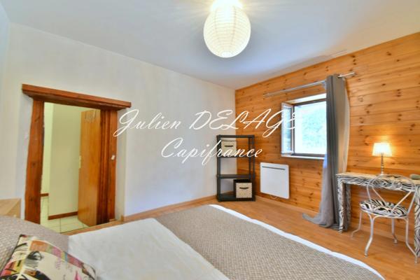 Appartement rénové à vendre 3 pièces SAINT CLEMENT SUR DURANCE (05)