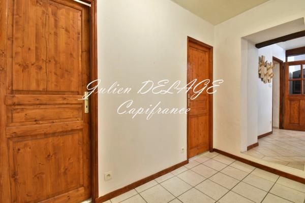 Appartement rénové à vendre 3 pièces SAINT CLEMENT SUR DURANCE (05)