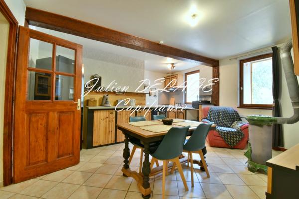 Appartement rénové à vendre 3 pièces SAINT CLEMENT SUR DURANCE (05)